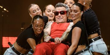 Robbie Williams revoluciona España con grandes éxitos