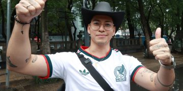 Mexicanos toman las calles antes del duelo con Ecuador