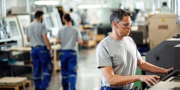 Empleo manufacturero en Puebla registra su peor abril en 4 años