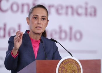 Sheinbaum rechaza reunión con maestros