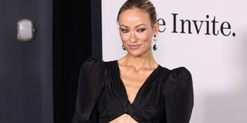Olivia Wilde lleva la crisis de la mediana edad a ‘The Invite’