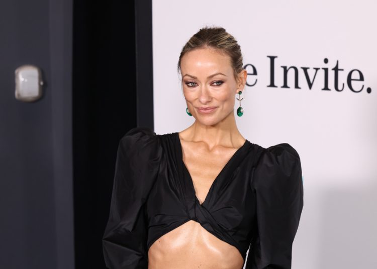 Olivia Wilde lleva la crisis de la mediana edad a ‘The Invite’