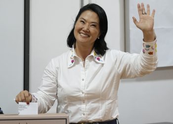 Keiko Fujimori mantiene su ventaja sobre Sánchez al llegar al 25% del escrutinio en Perú