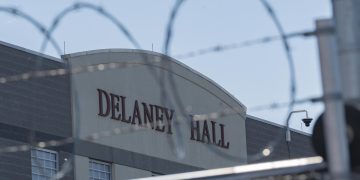 Muertes de migrantes detenidos en EEUU superan niveles de pandemia
