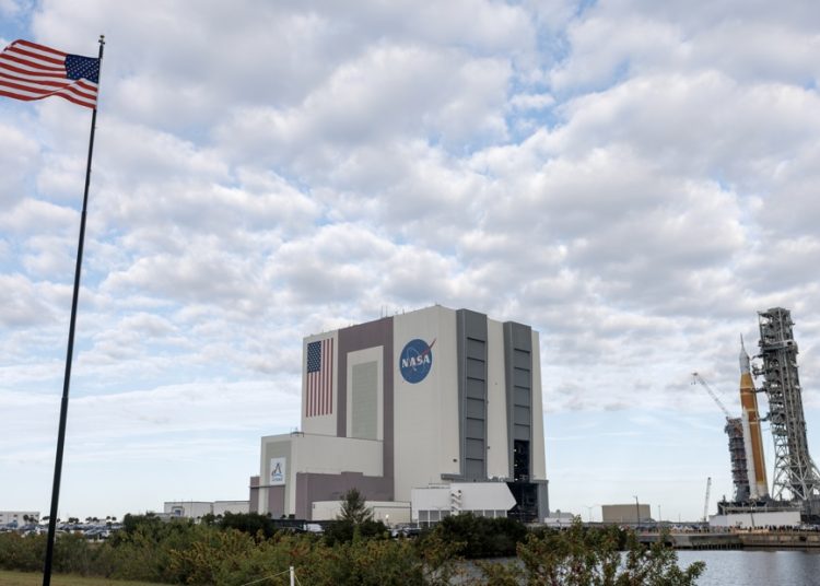 NASA prepara posible evacuación en la EEI