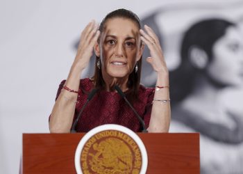 México niega represión en protesta de maestros