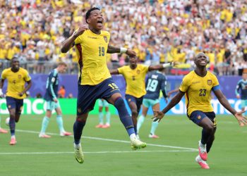 Ecuador firma remontada inédita ante Alemania y pasa a dieciseisavos
