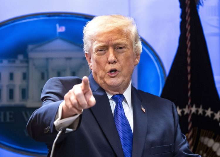 Trump acusa a Irán de negociar de mala fe