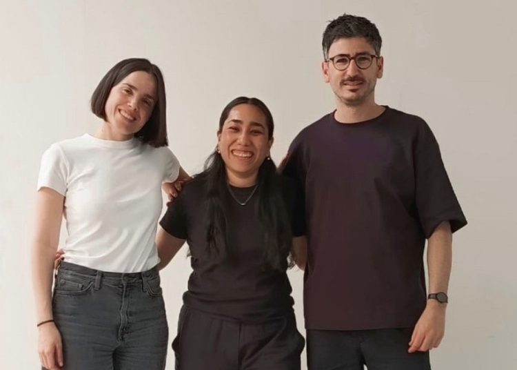 Estudiante de Anáhuac Puebla realiza prácticas en estudio de diseño en España