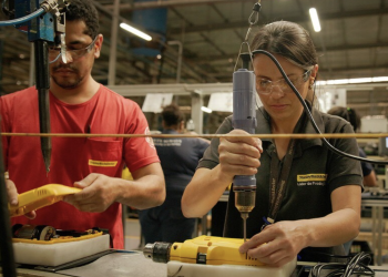 Cierra Stanley Black & Decker planta Puebla
