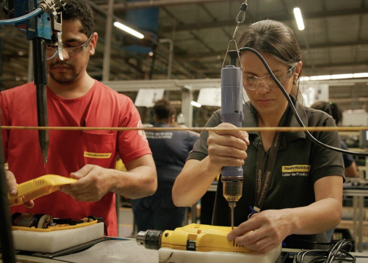 Cierra Stanley Black & Decker planta Puebla