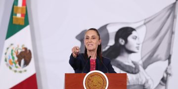 Mantiene estable Sheinbaum aprobación