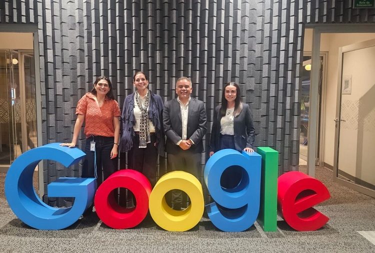 Anáhuac Puebla fortalece innovación educativa con IA de Google
