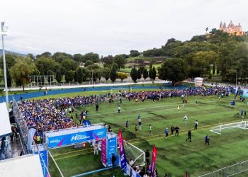 Más de 6 mil participan en el Medio Maratón del Día del Papá 2026