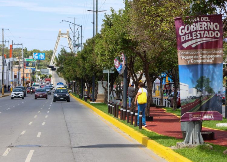 Con respaldo federal, gobierno estatal transforma vialidades en Puebla