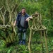 El arte de moldear árboles para sillas