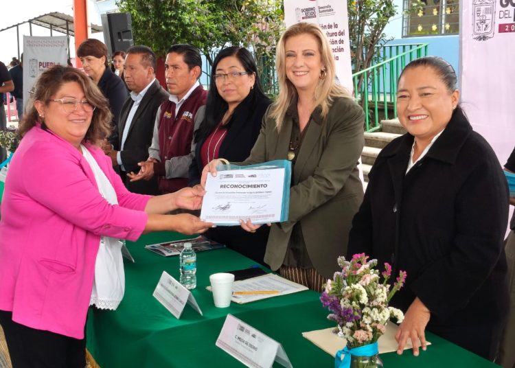 Iniciativa para captar 3.7 millones de litros de agua pluvial en escuelas