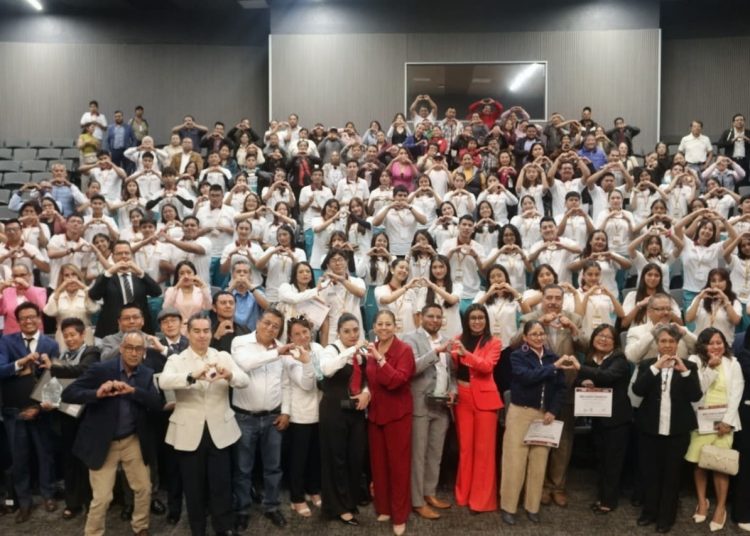 Reconoce COBAEP talento y excelencia de 94 estudiantes