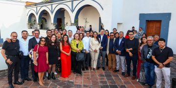 Tonantzin Fernández reconoce a Eduardo Luna por proyectar a Cholula en la gastronomía mundial