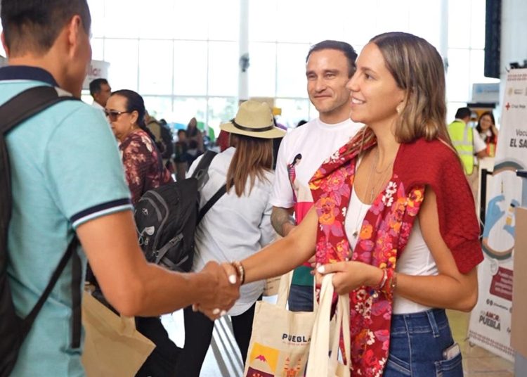 Recibe Puebla a pasajeros de las 12 nuevas rutas aéreas 