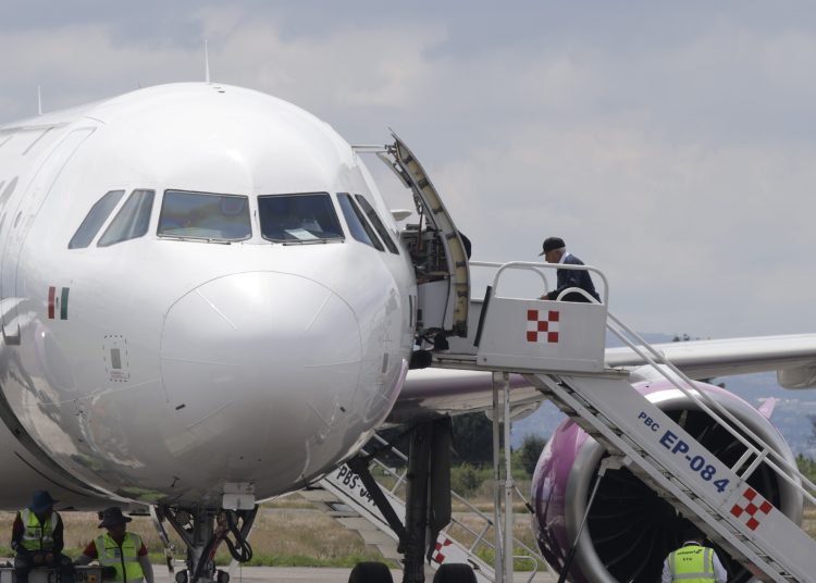 El aeropuerto que siempre estuvo ahí, y que ahora no podemos dejar pasar.
