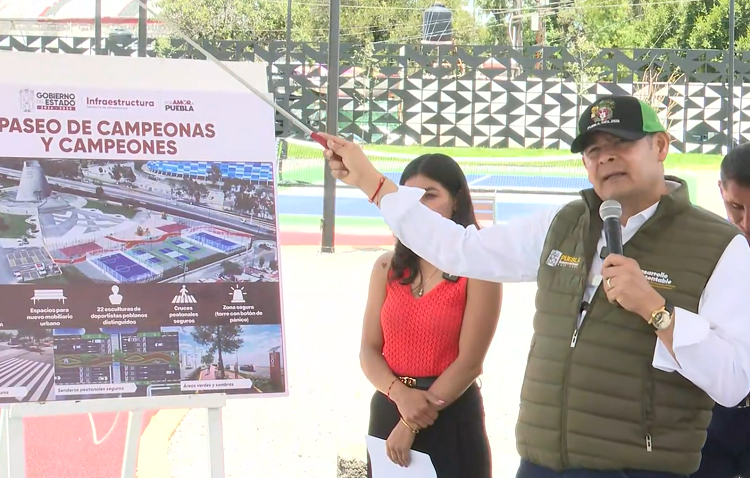 Armenta supervisa el Paseo de Campeonas y Campeones