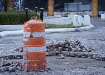 Analizan reemplazar adoquín de la glorieta de la Juárez por asfalto: Leobardo Rodríguez