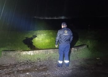 Pemex y Protección Civil brindan atención inmediata a derrame de hidrocarburo en Venustiano Carranza 
