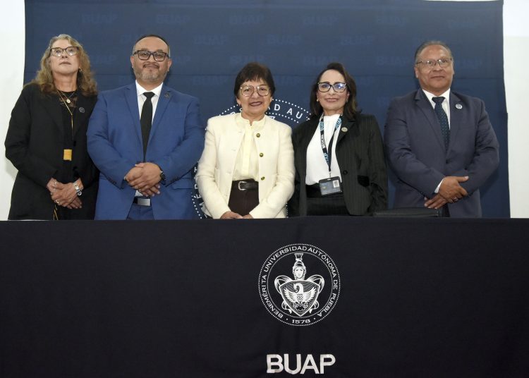 Medicina de la BUAP destaca por su calidad: Lilia Cedillo
