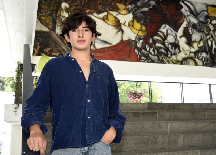 Gana estudiante de Diseño Gráfico de la BUAP concurso internacional de cartel
