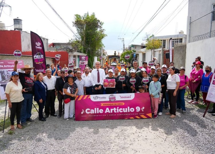 Pepe Chedraui arranca pavimentación de la calle Artículo 9