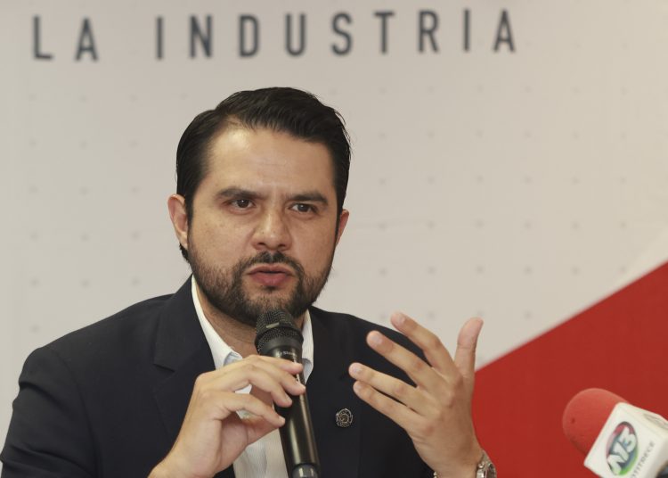 Buscan sumar 40 toneladas para donar al Banco de Alimentos