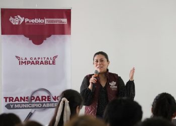 Capacitan a funcionarios para fortalecer la transparencia