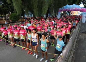 Más de mil corredores participan en carrera ‘Corre y Comparte’