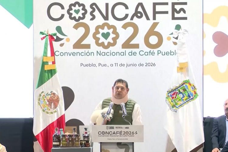 Armenta impulsa modelo incluyente para productores de café
