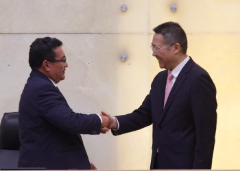 Congreso abre la puerta a posible hermanamiento con Puebla tras visita del embajador de China en México