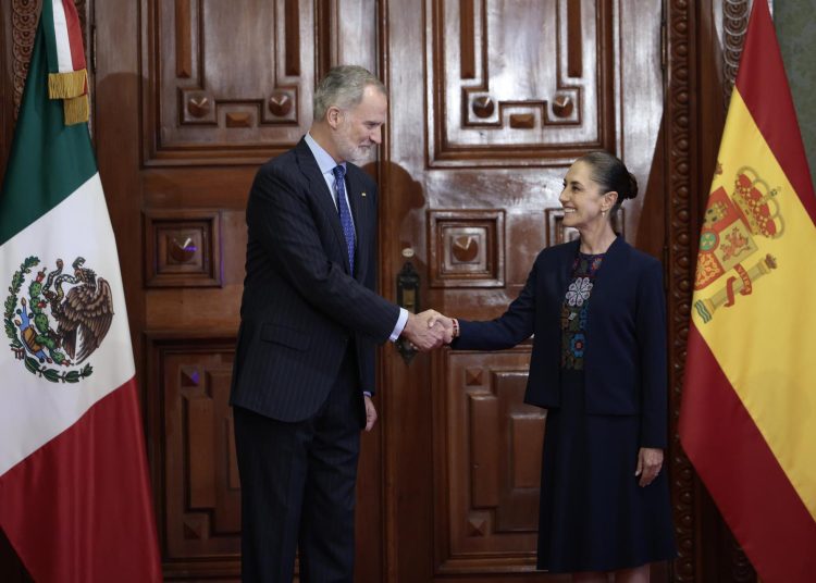 VIDEO: Sheinbaum recibe al rey Felipe VI en Palacio Nacional