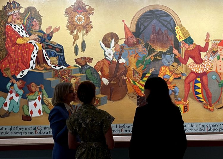 Mural en Nueva York recrea Alicia en el País de las Maravillas