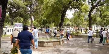 Más de 33 mil visitan el Panteón Municipal por el Día del Padre