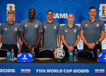 FIFA defiende pausas de hidratación, pero admite su lado B