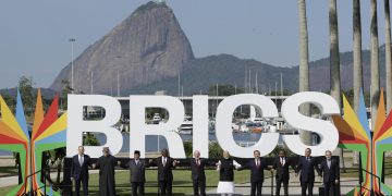 Ministros de Energía del BRICS se reúnen en India