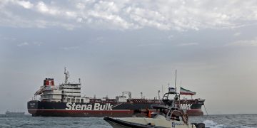 Irán exige control exclusivo para reabrir el estrecho de Ormuz