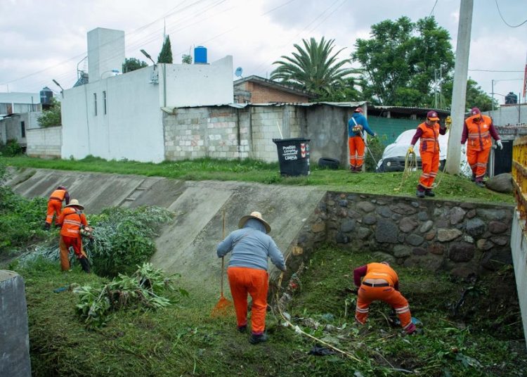 Refuerzan labores preventivas ante lluvias en San Jerónimo Caleras