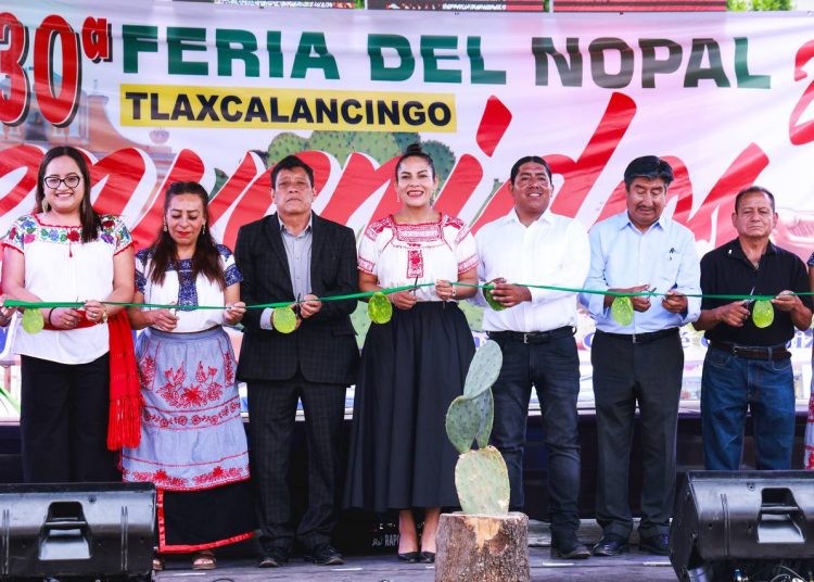 Celebra Lupita Cuautle la tradición y el orgullo de Tlaxcalancingo en la Feria del Nopal 2026