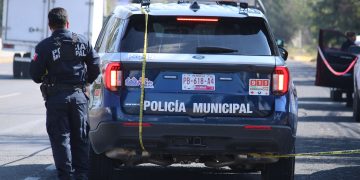 Impiden asalto a cuentahabiente en San Andrés Cholula; policías municipales detienen a un sujeto