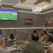 Pactan suspensión parcial de actividades para ver el futbol