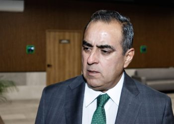 Piden acelerar dictaminación de iniciativas en el Congreso