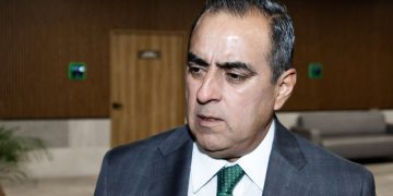 Piden acelerar dictaminación de iniciativas en el Congreso