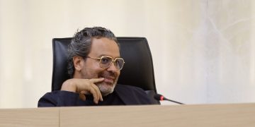 Proponen incentivar a empresas que inviertan en la salud mental de sus trabajadores