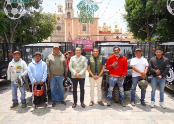 San Martín Texmelucan hace entrega de 50 motocarros